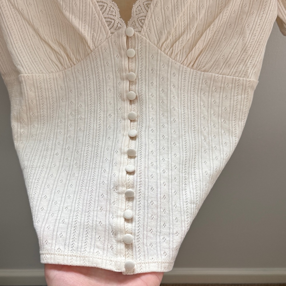 Sézane Women’s Jamie T-shirt Cream Button V-neck Top Lace Short Sleeve Size M - Picture 5 of 10